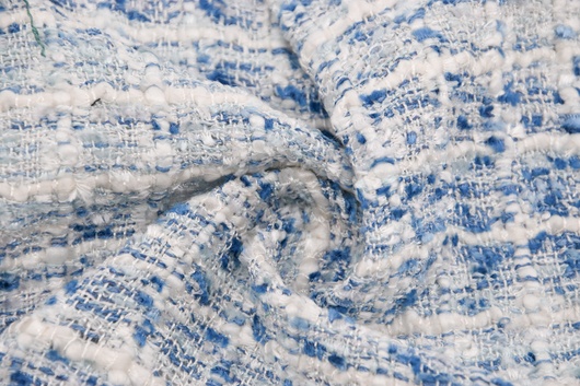 Fantasy Stoff aus Viskose / Polyester Bunt Fantasy Stoff aus Viskose / Polyester Bunt